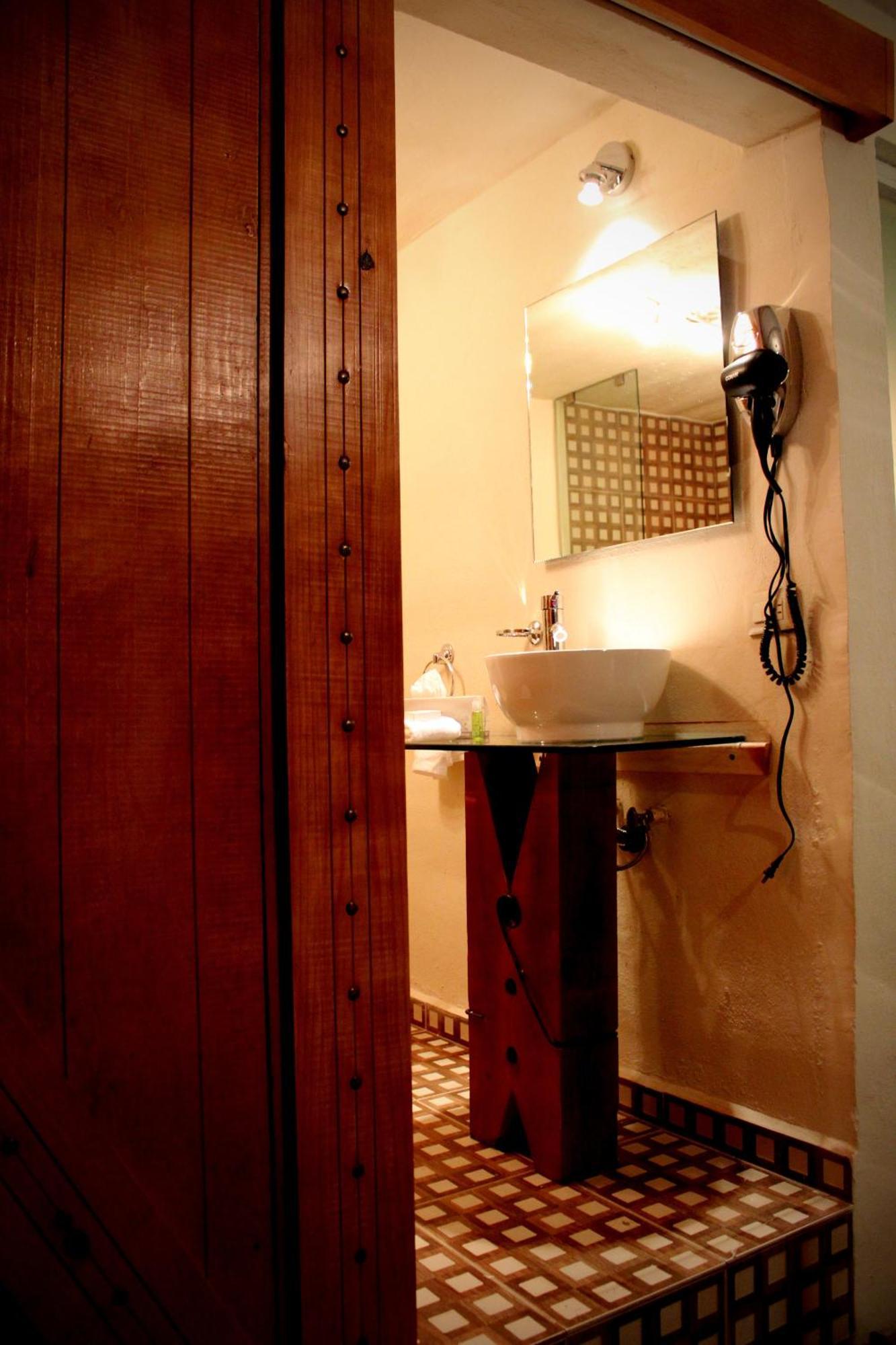 Hotel Damiana Boutique Queretaro Room photo